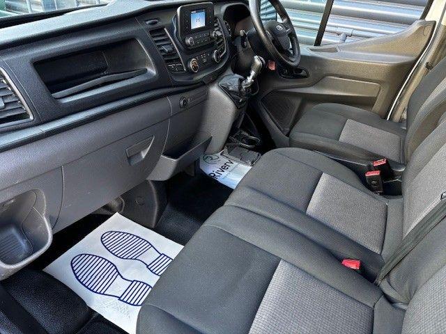 Ford Transit image 15